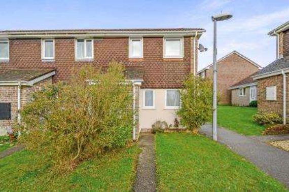 2 Bedroom End of Ter...